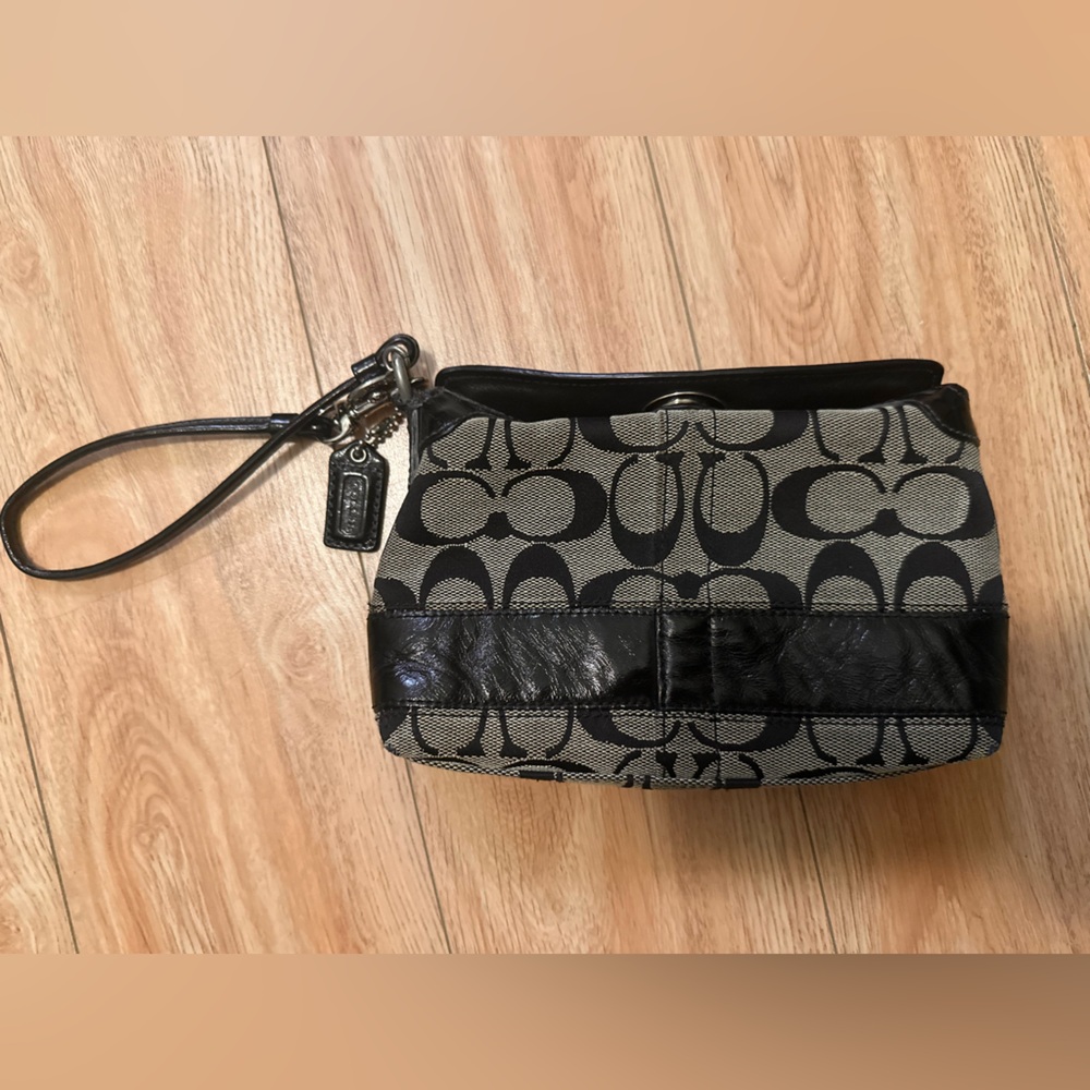 Coach Black and Gray Signature Wristlet Clutch